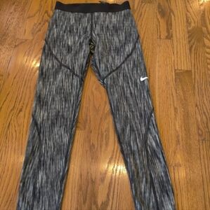 Nike Pro Hyperwarm Leggings Sz Small